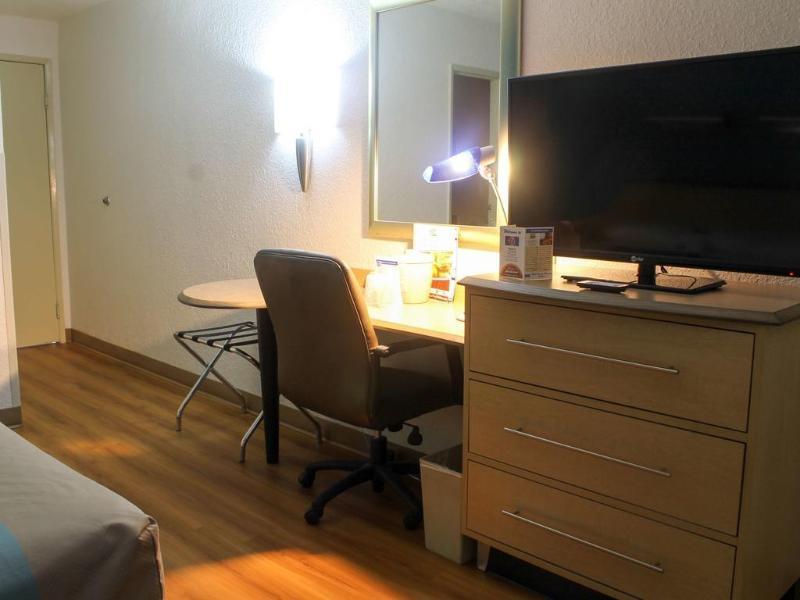 Motel 6-Atlanta, Ga - Downtown Екстер'єр фото