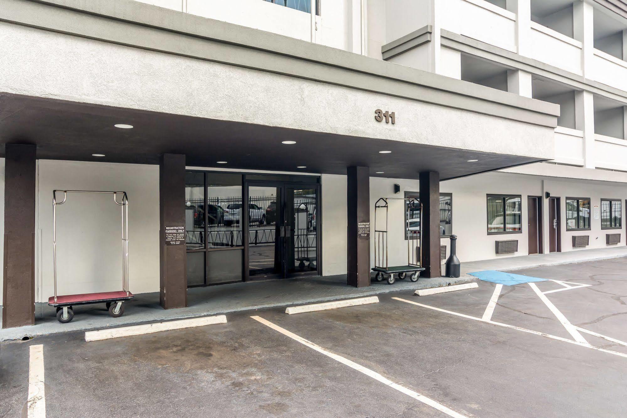Motel 6-Atlanta, Ga - Downtown Екстер'єр фото